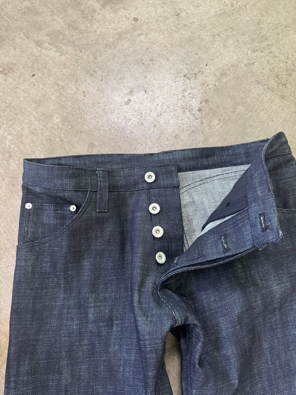 “indigo” crosshatch loose denim