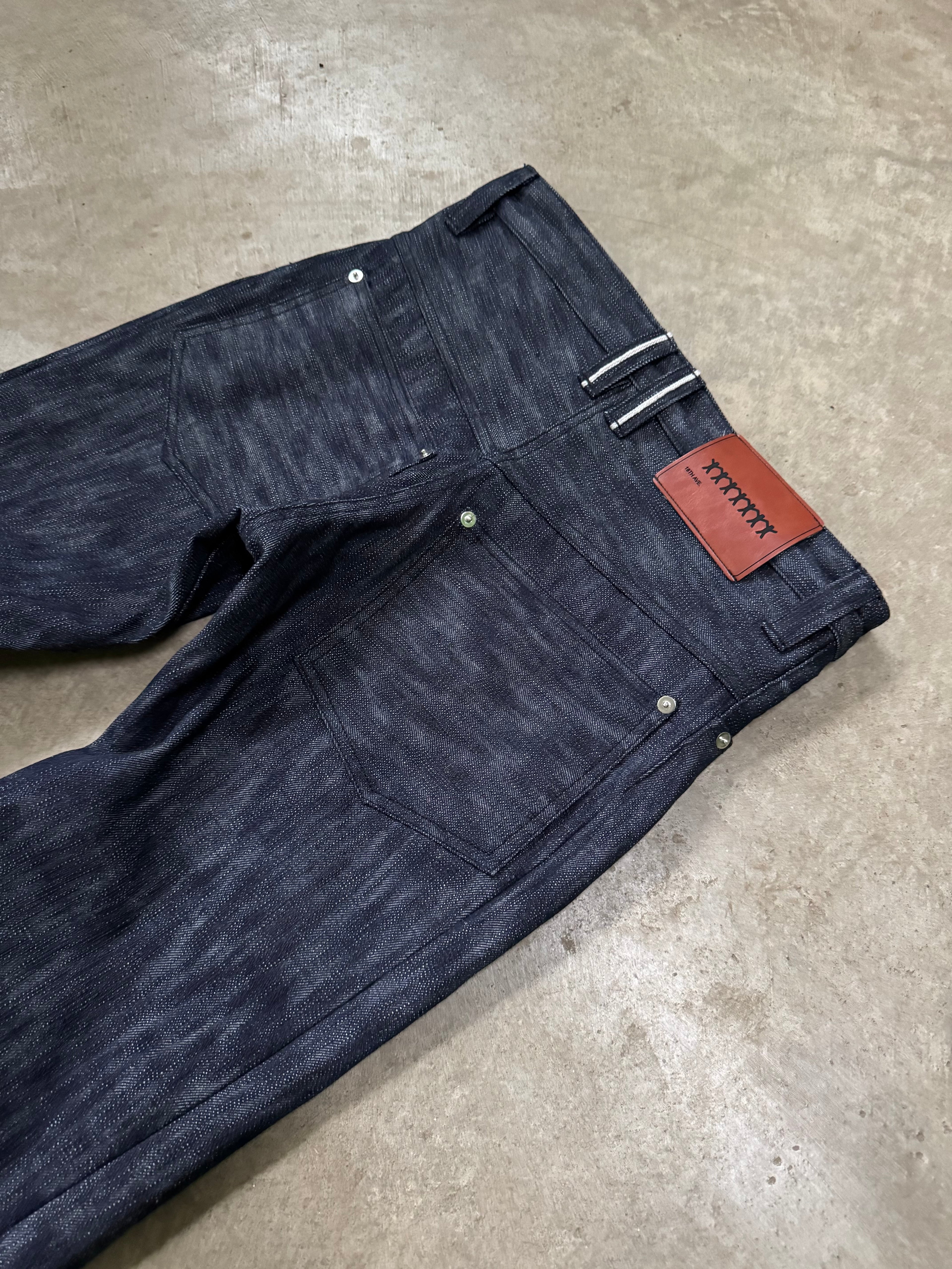 “dusk” boot-cuts