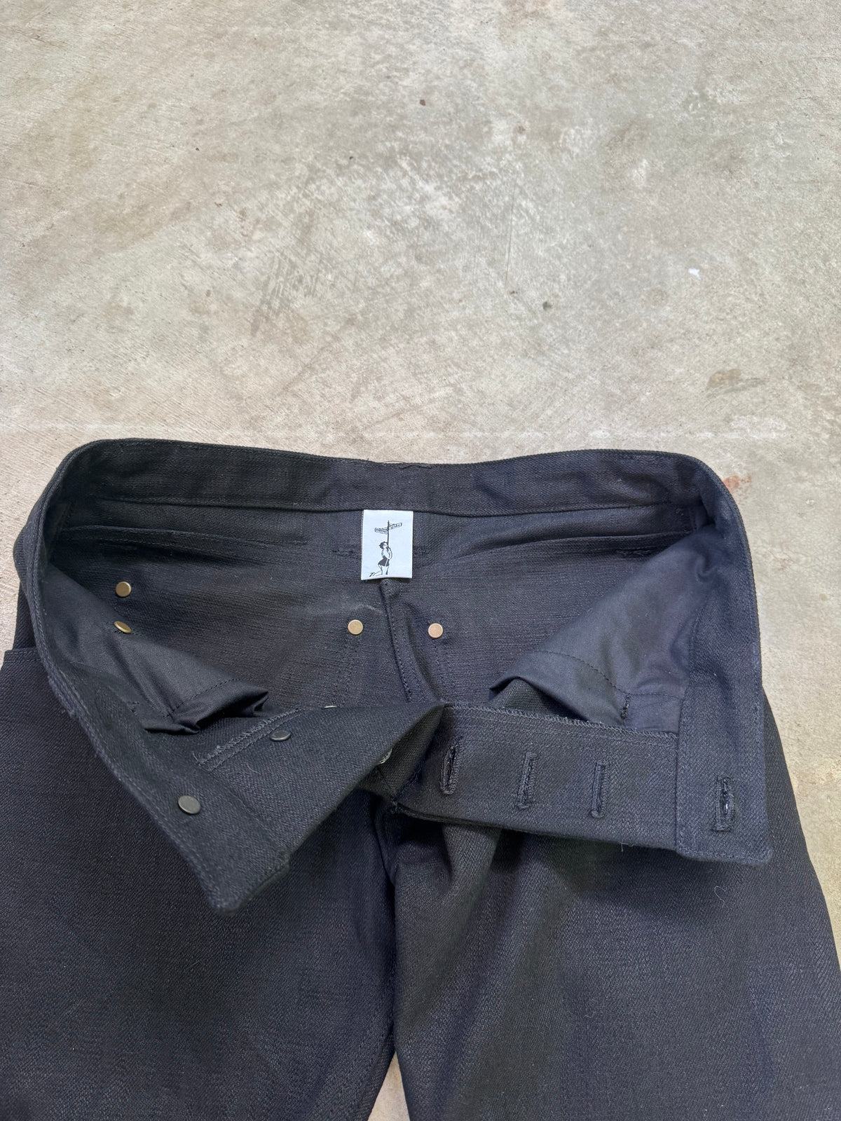 “noir” crosshatch skinny bootcuts