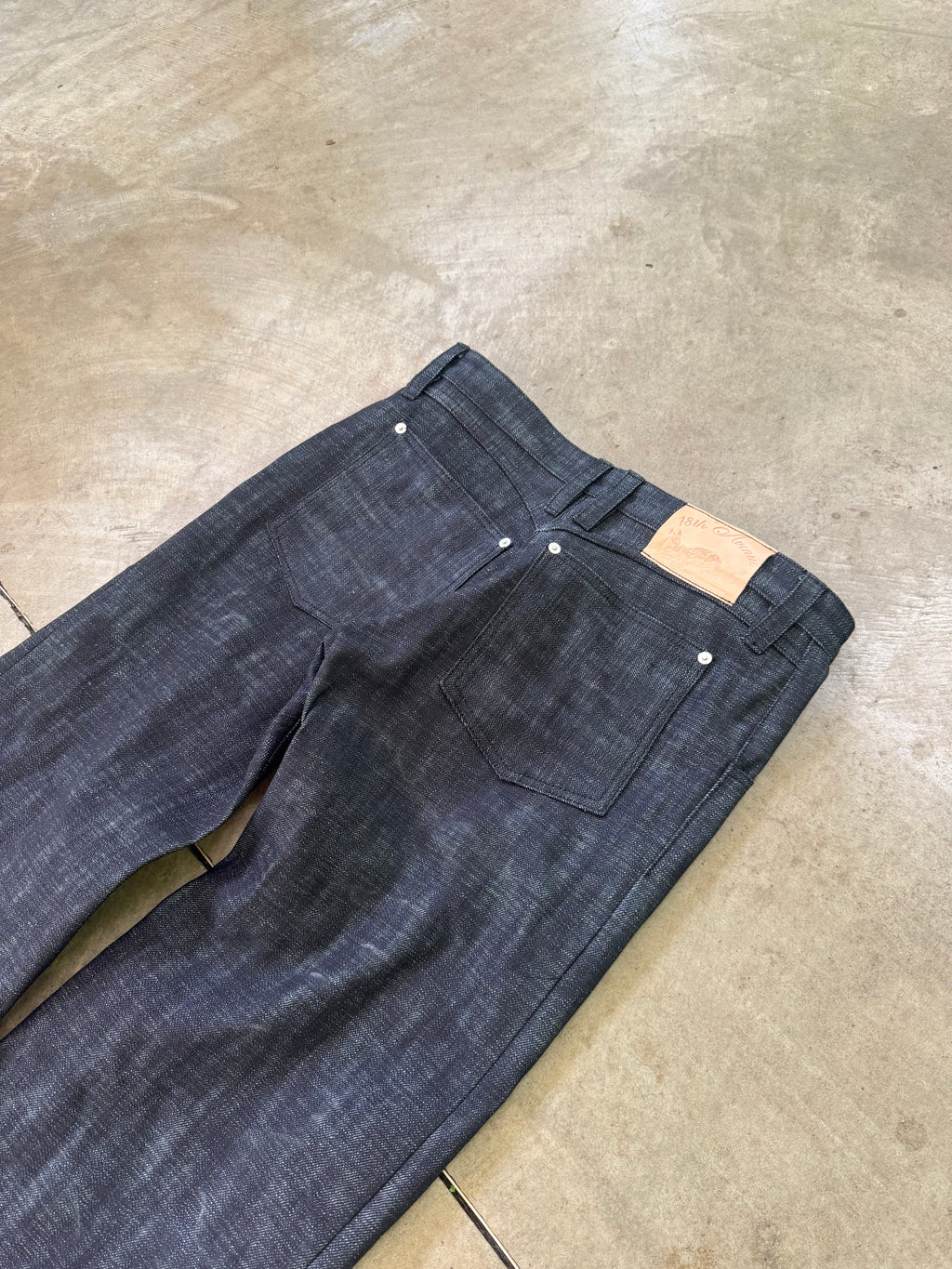 “indigo” crosshatch loose denim